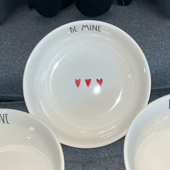 Set of 3 Rae Dunn Bowl Be Mine &  Love Valentine Hearts Pasta Salad Serving Dish - Picture 3 of 7